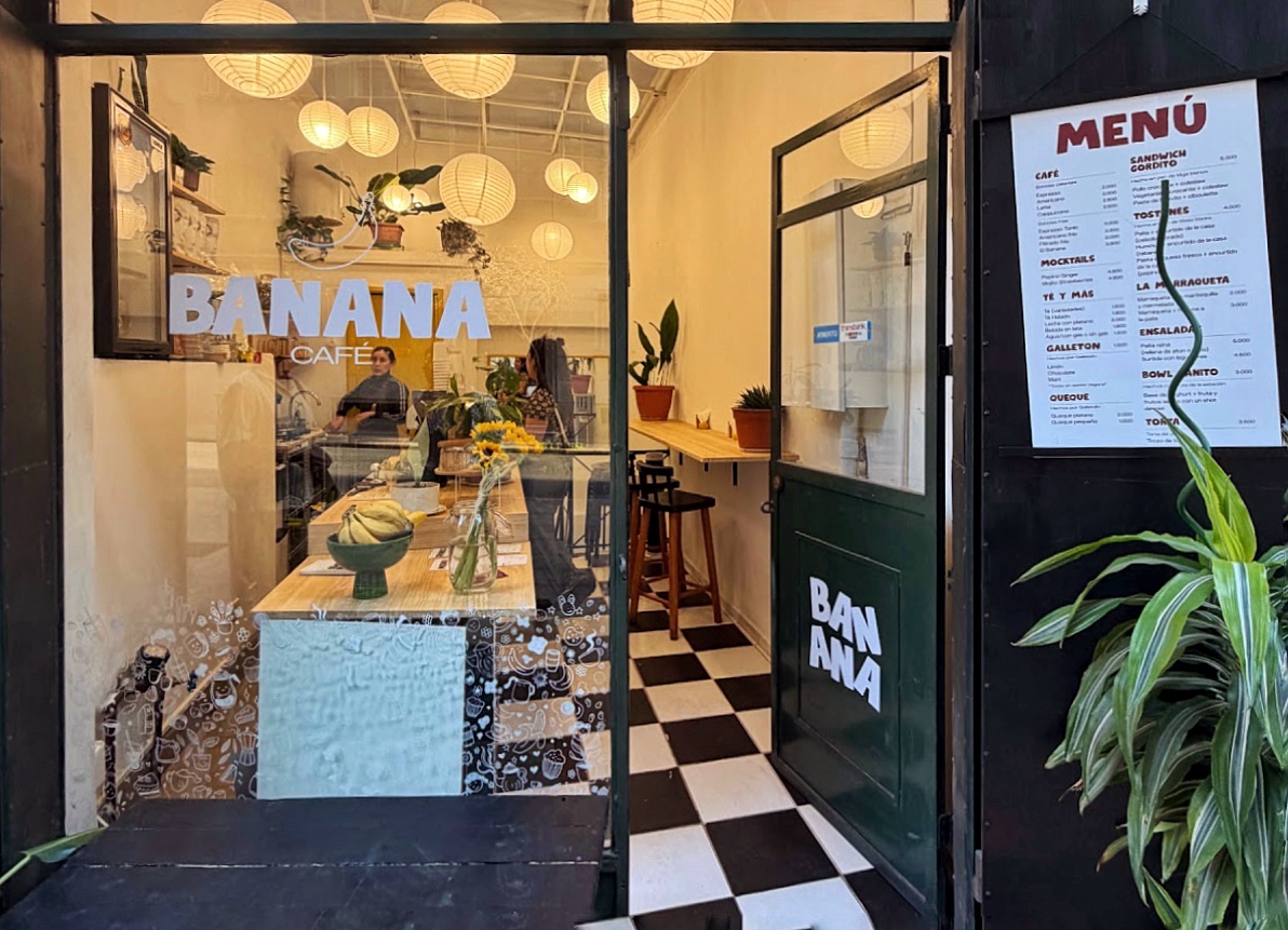 Banana Café Social Club