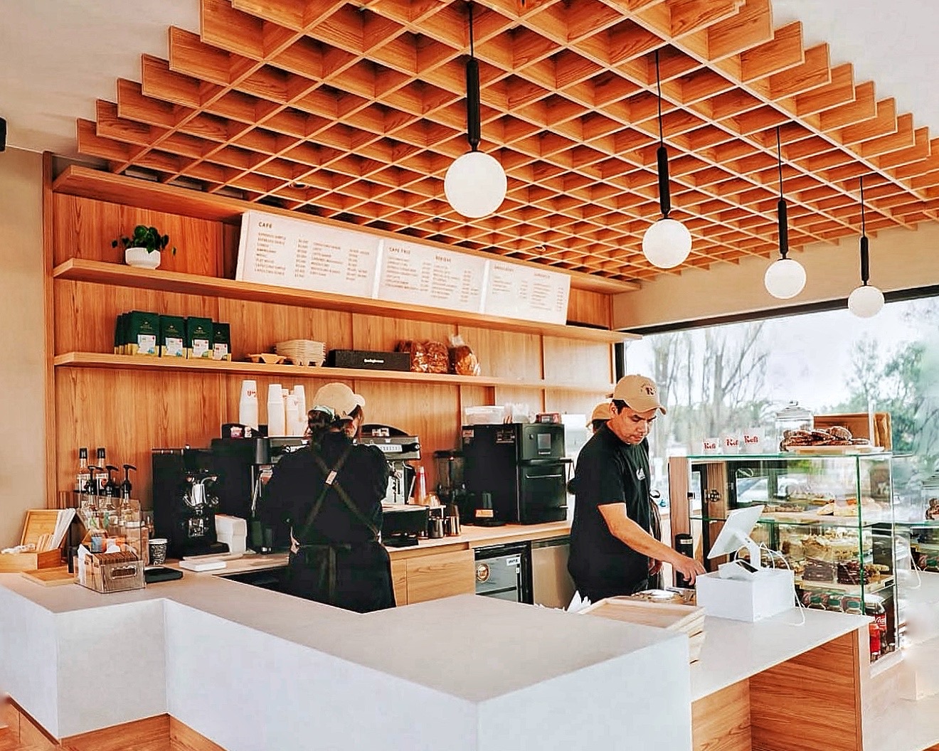 KEFI Café