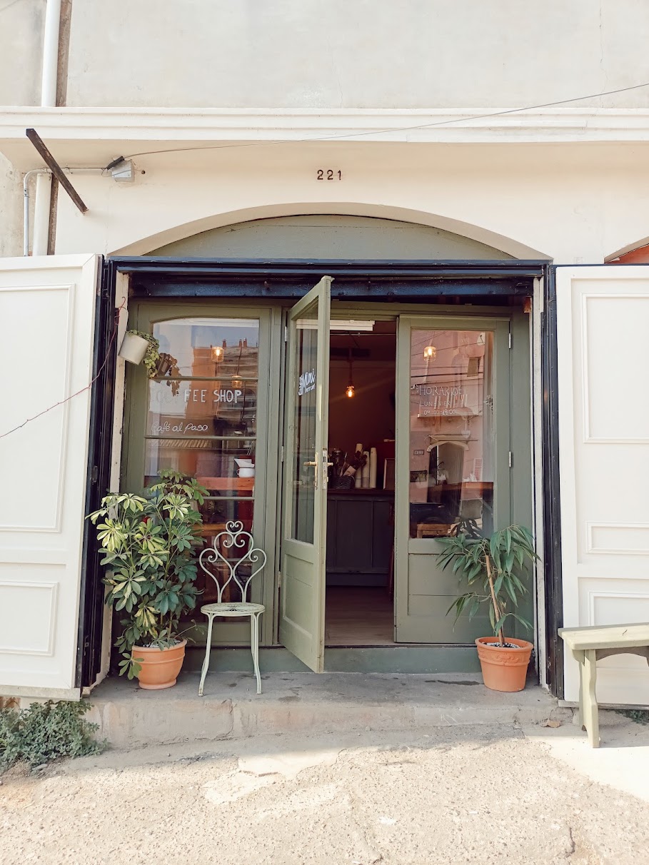 Mimi Petit Café